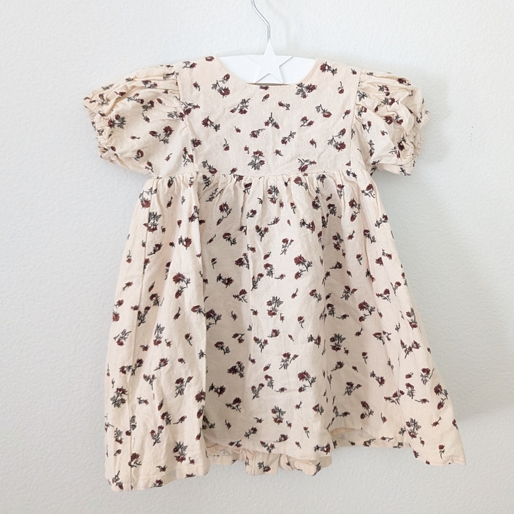 Blue Daisy Wares Ellery Dress in Christmas Floral - Picture 5 of 5